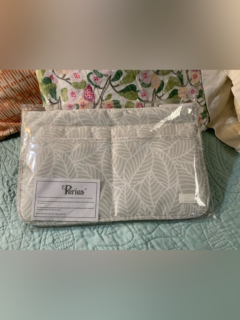 Periea Light Gray Leaf-Print Organizer Pouch - for MEDIUM Bag